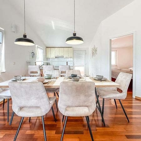 Apartments Larus Baška Voda Eksteriør billede