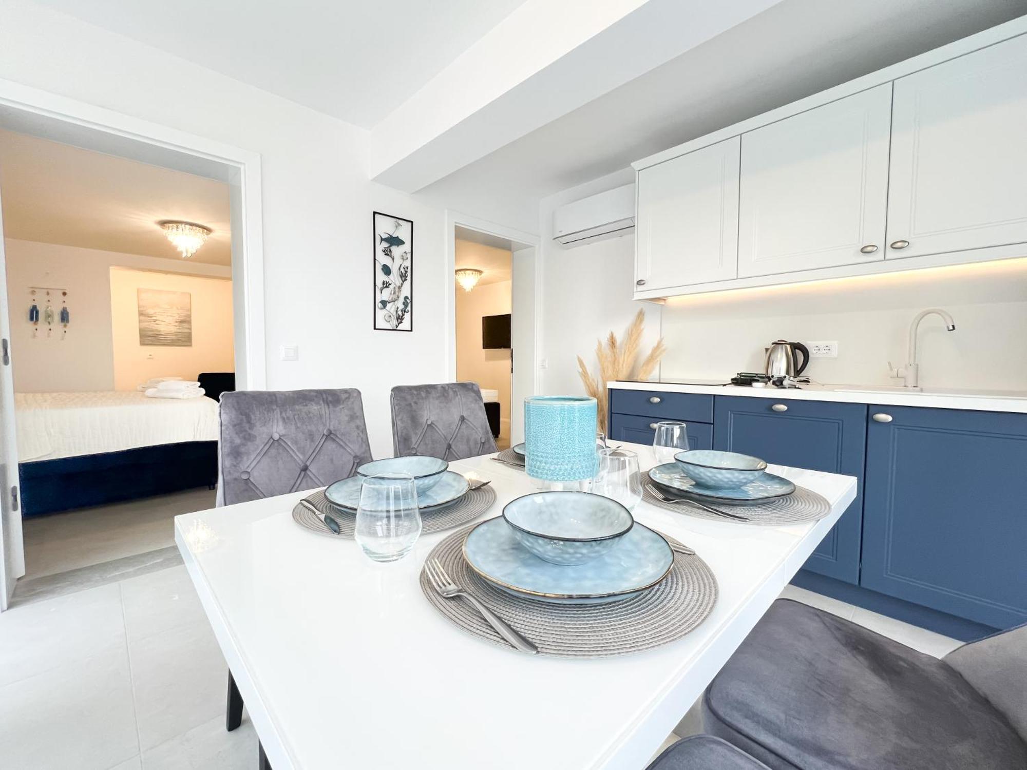 Apartments Larus Baška Voda Eksteriør billede