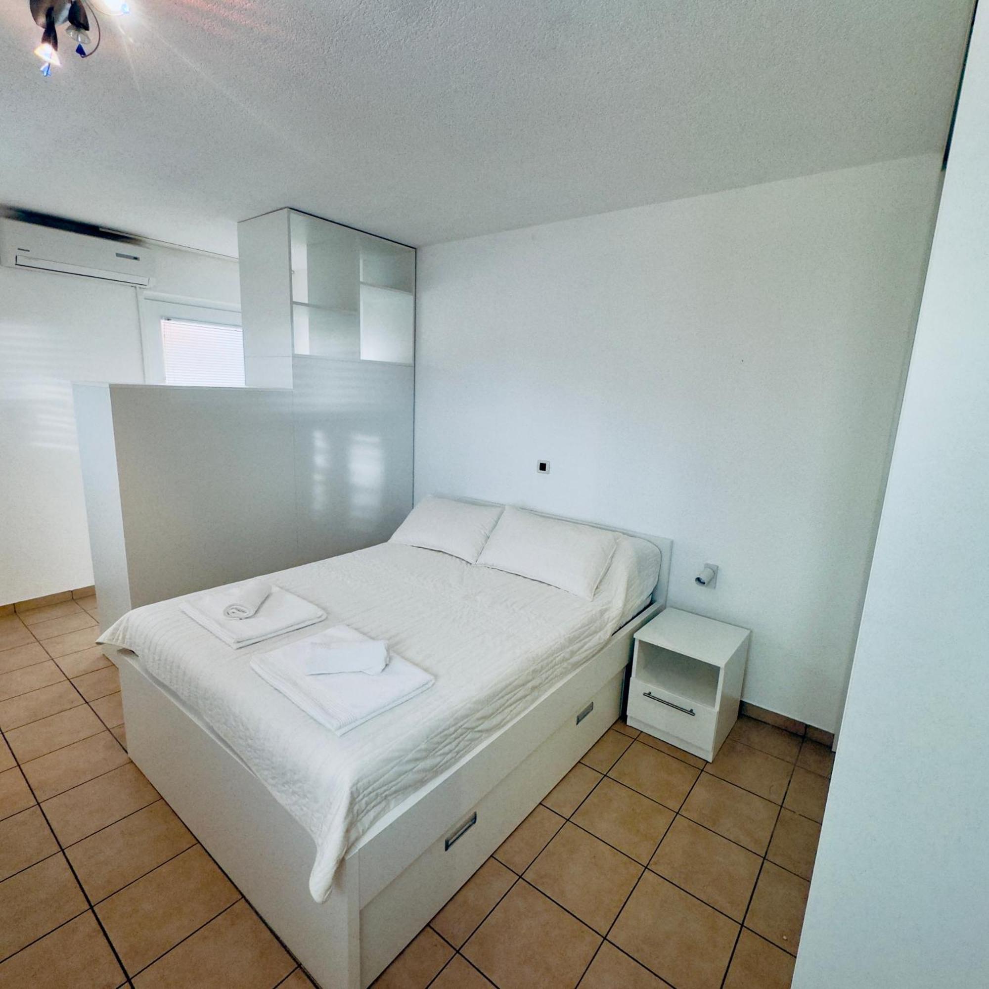 Apartments Larus Baška Voda Værelse billede