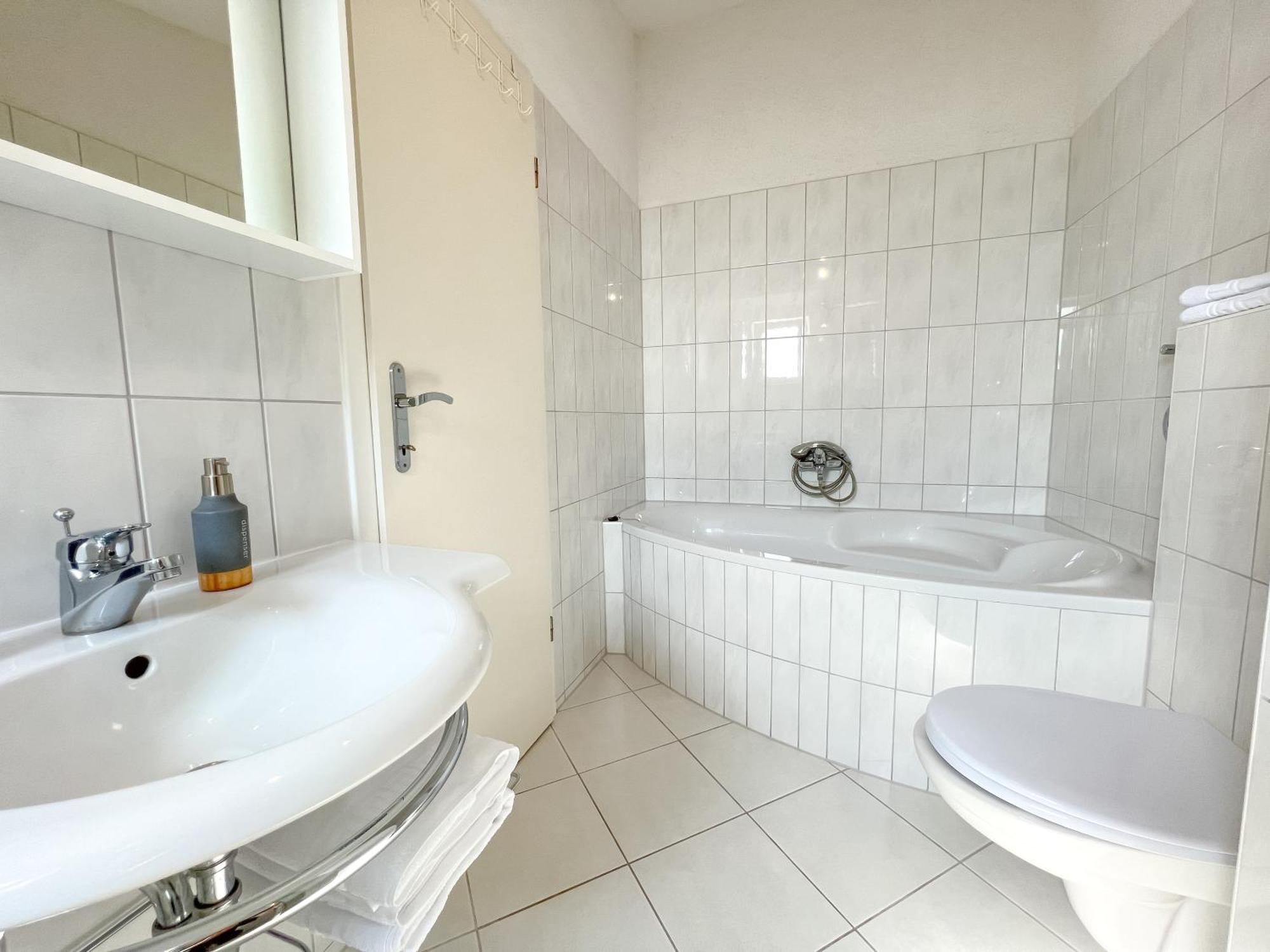 Apartments Larus Baška Voda Eksteriør billede